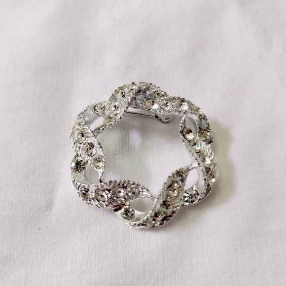 Estate Jewelry - 2/$20 Vintage Silver Tone Clear Rhinestone Wreath Brooch Pin Round Circle